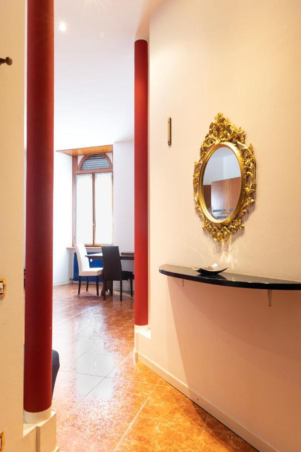 Interno Appartamento In Un Castello Storico In Centro Milano Exterior foto